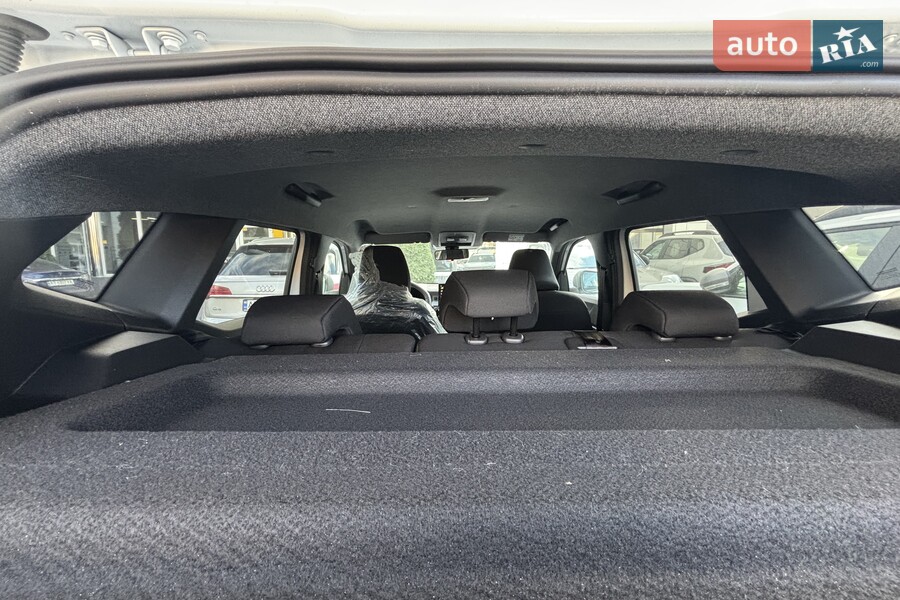 Renault Duster - фото 16