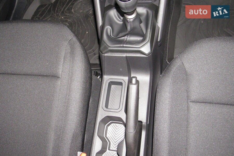 Renault Duster - фото 11