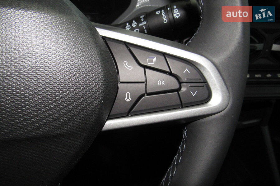 Renault Duster - фото 14