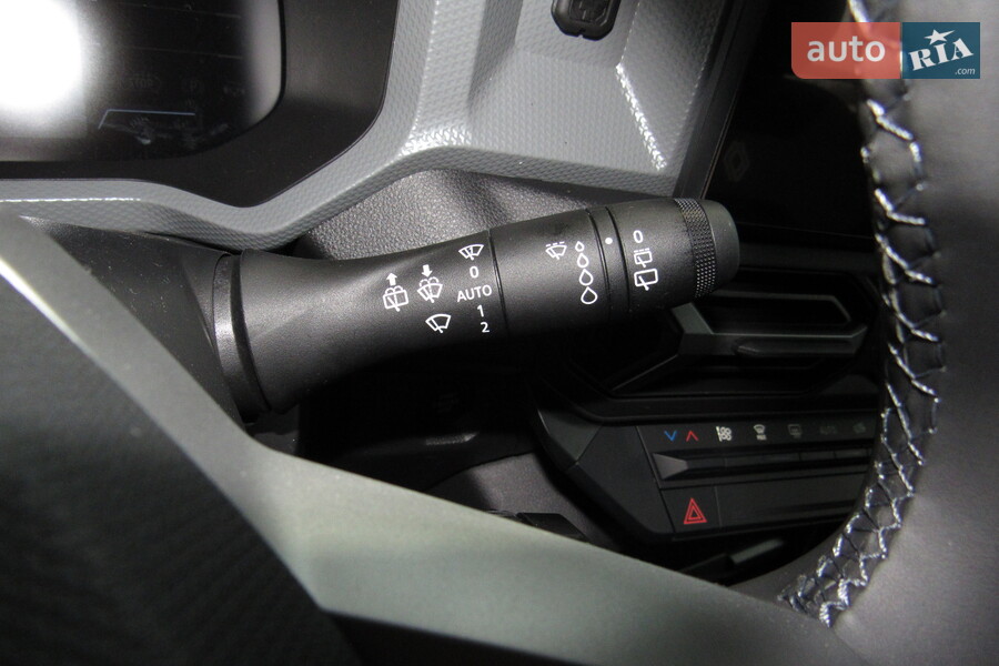 Renault Duster - фото 20