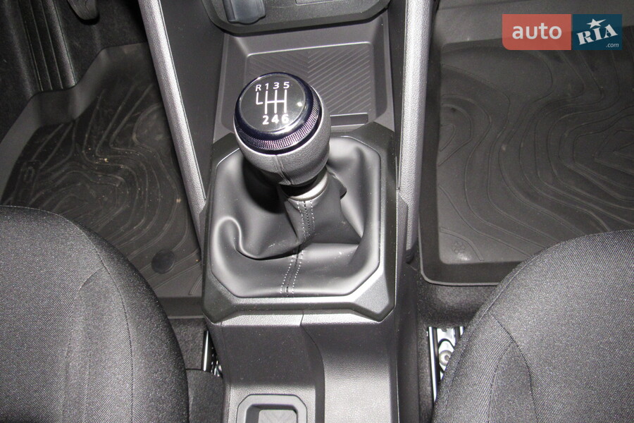 Renault Duster - фото 22