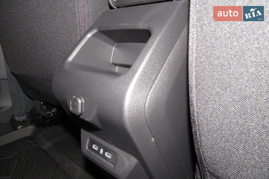 Renault Duster - фото 23