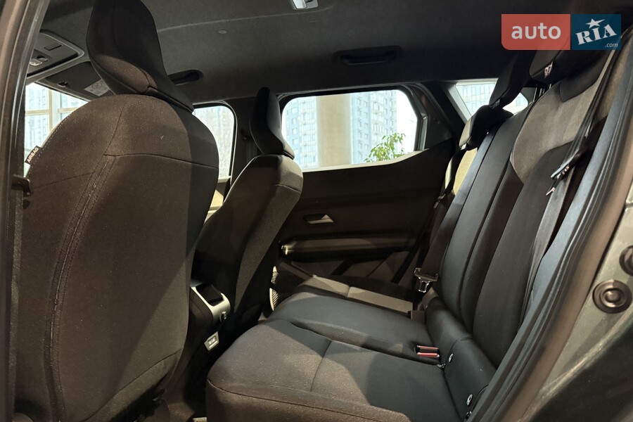 Renault Duster - фото 25