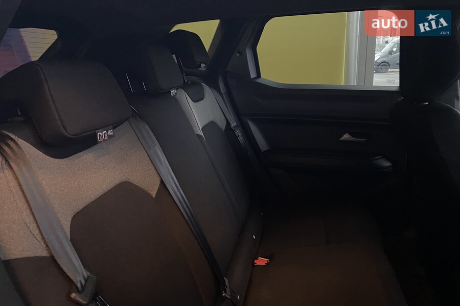 Renault Duster - фото 10