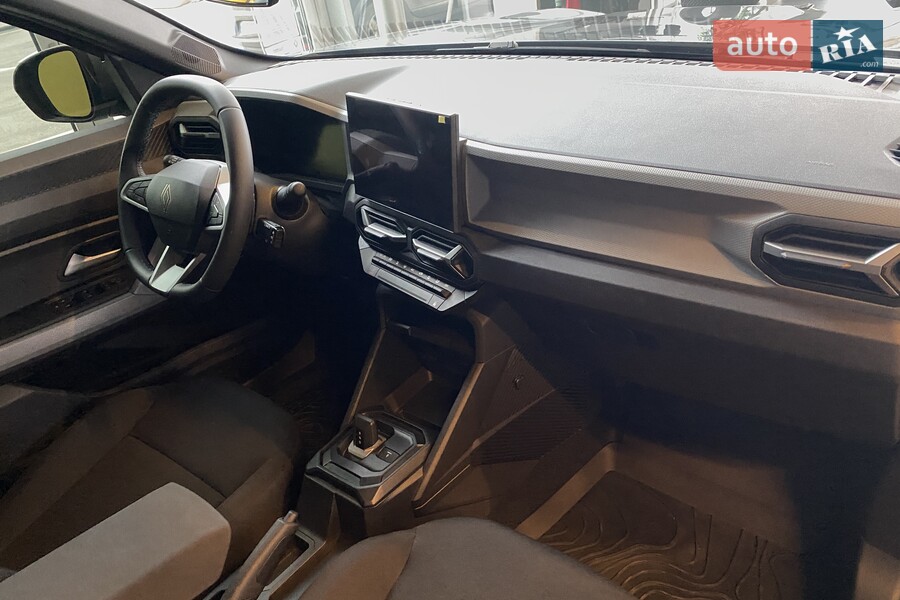 Renault Duster - фото 14