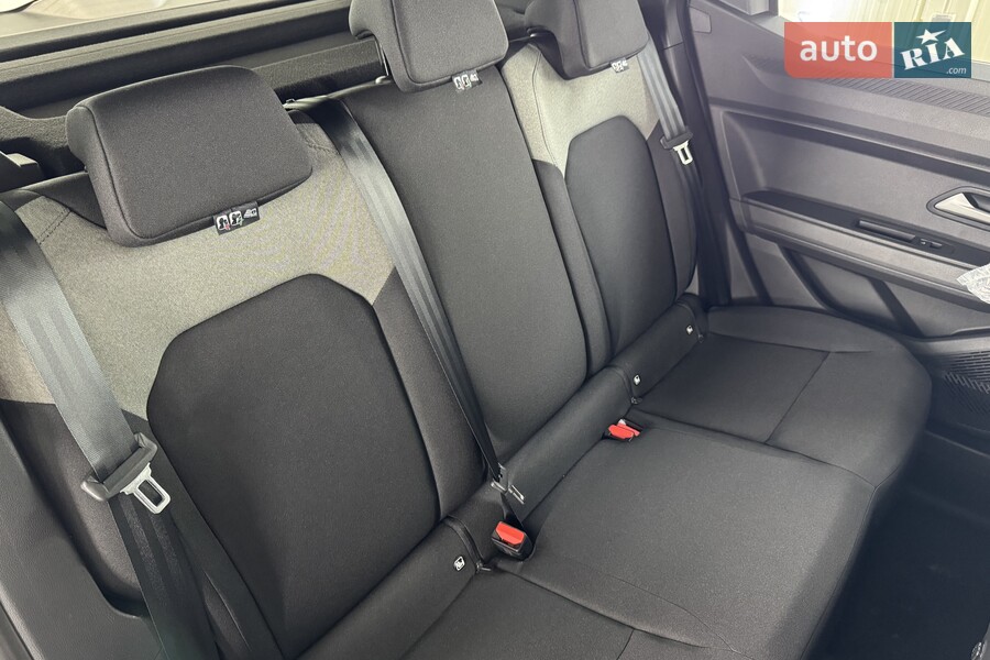 Renault Duster - фото 19