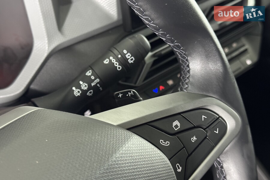 Renault Duster - фото 10