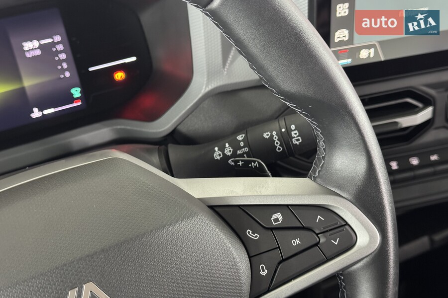 Renault Duster - фото 10