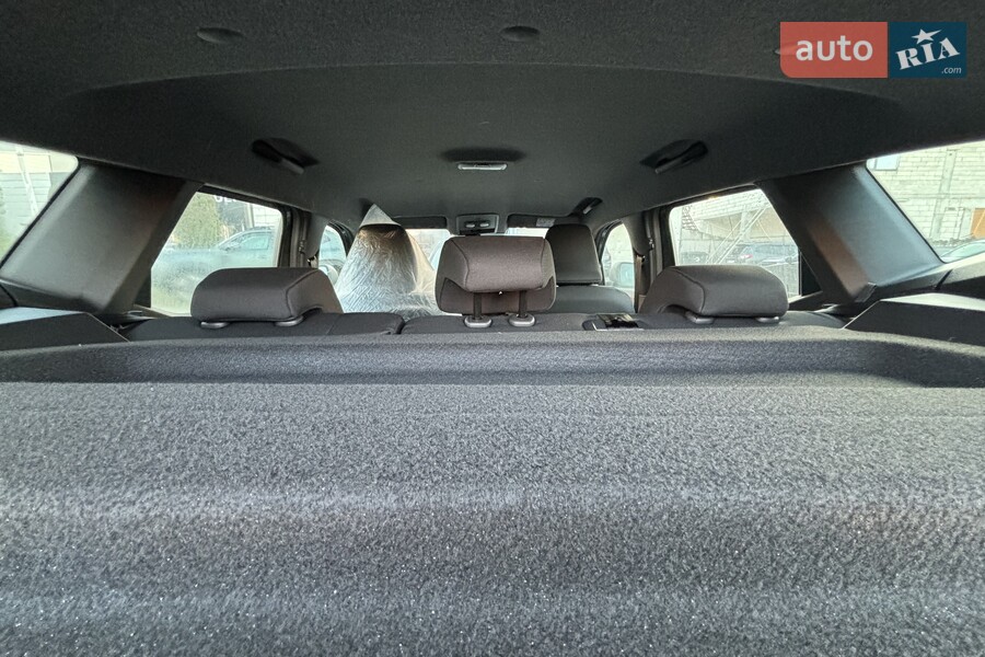 Renault Duster - фото 16