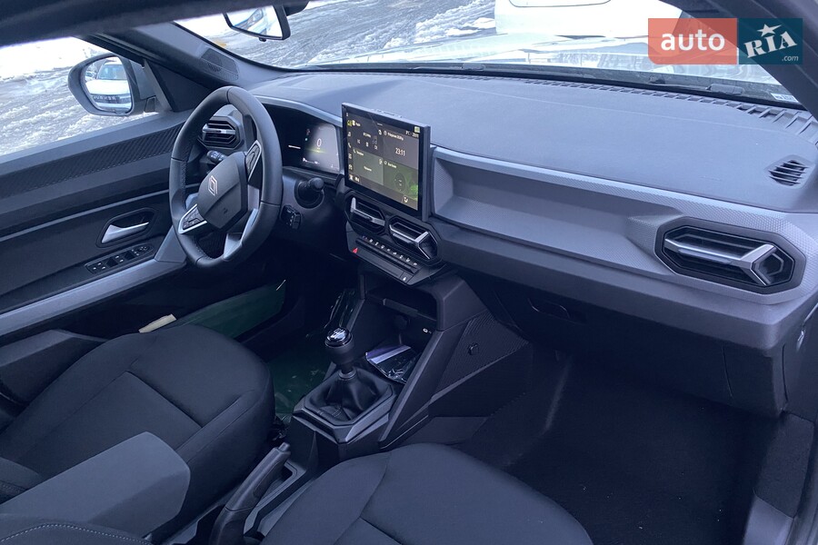 Renault Duster - фото 16