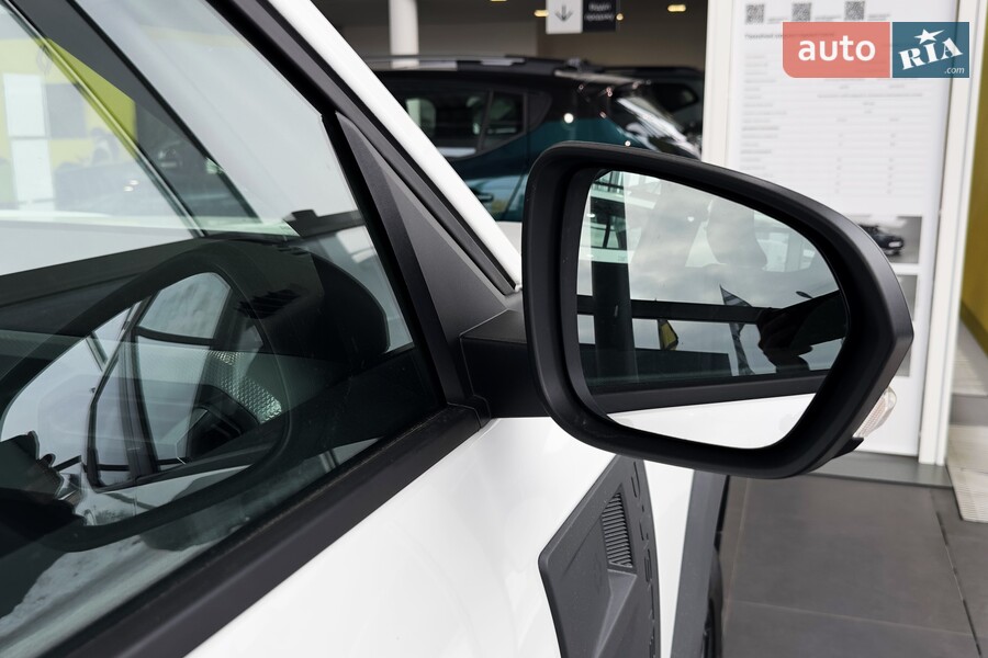 Renault Duster - фото 12