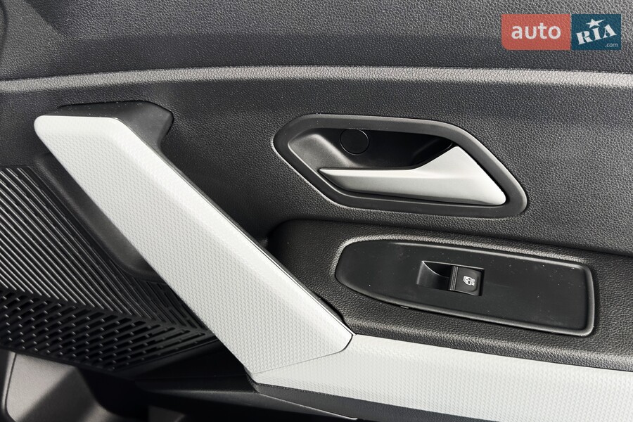 Renault Duster - фото 28