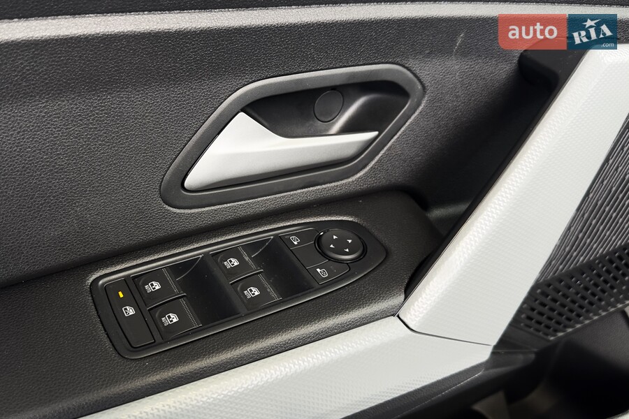 Renault Duster - фото 14