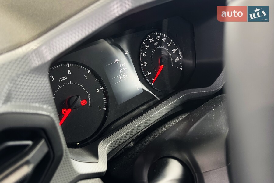 Renault Duster - фото 18