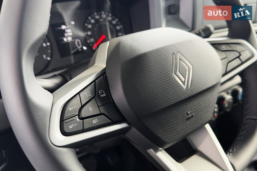 Renault Duster - фото 20