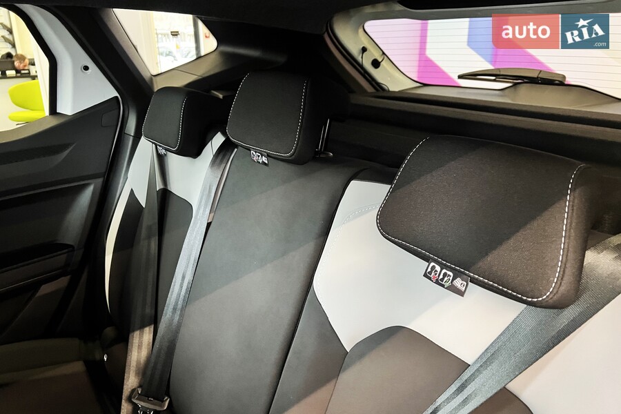 Renault Duster - фото 16