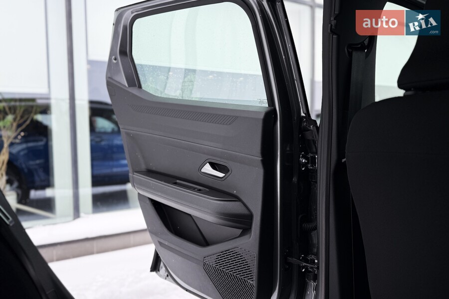 Renault Duster - фото 16