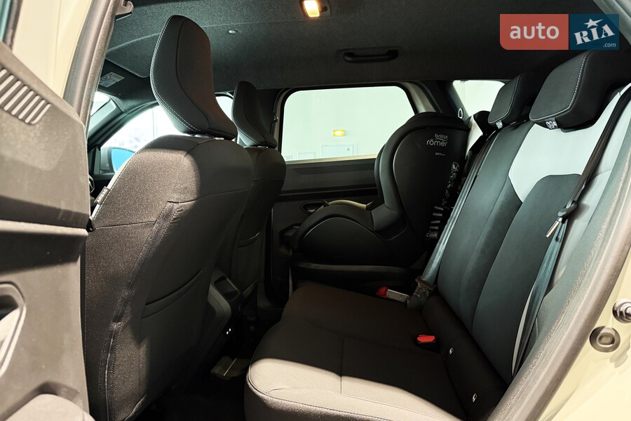 Renault Duster - фото 18