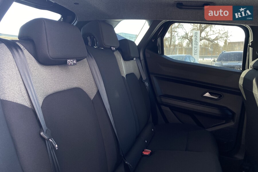 Renault Duster - фото 12