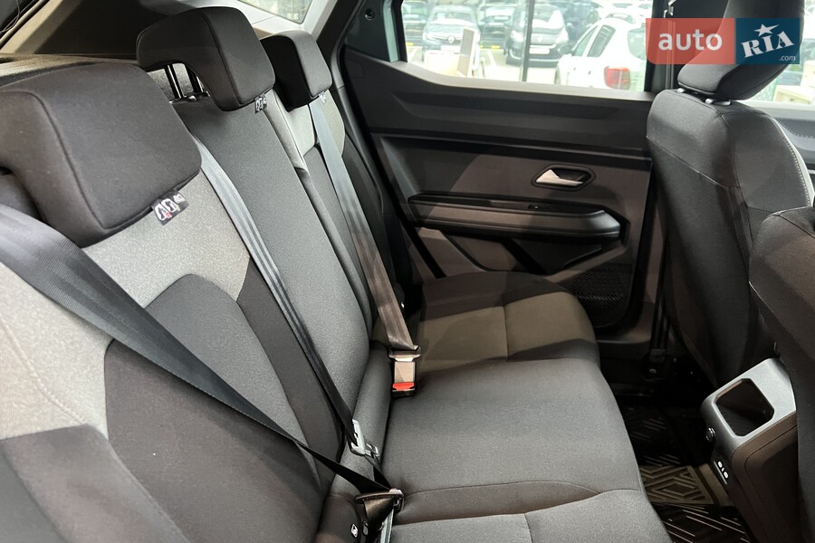 Renault Duster - фото 16