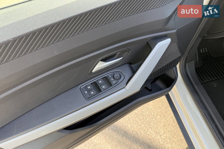 Renault Duster - фото 17