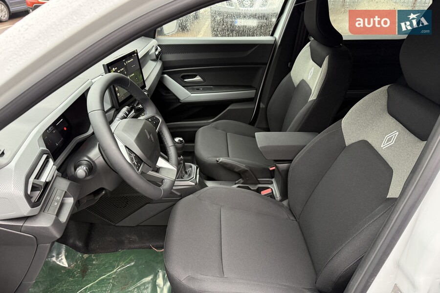 Renault Duster - фото 16