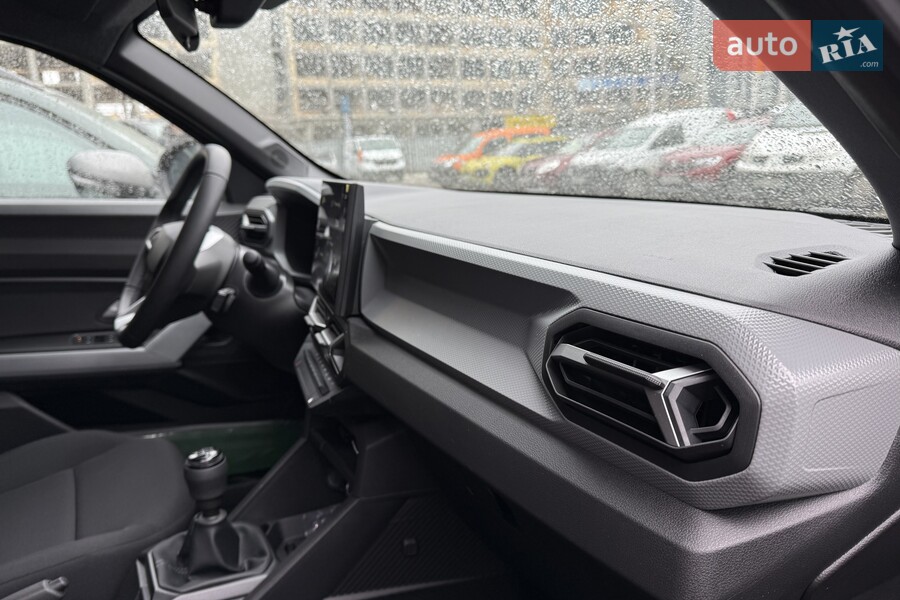 Renault Duster - фото 10