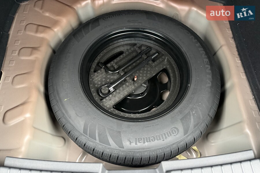 Renault Duster - фото 12