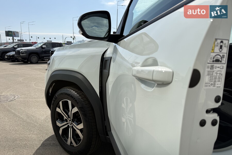 Renault Duster - фото 12