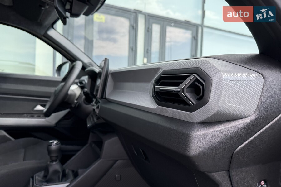 Renault Duster - фото 17