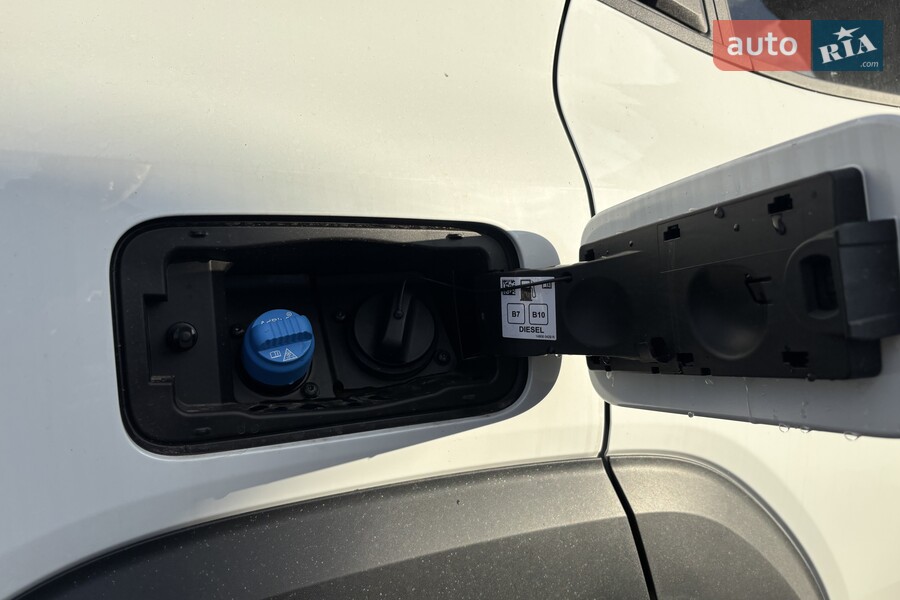 Renault Duster - фото 18