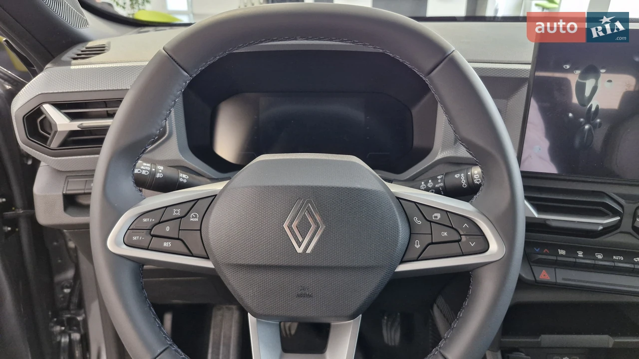 Renault-0