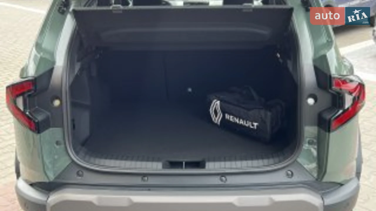 Renault-9