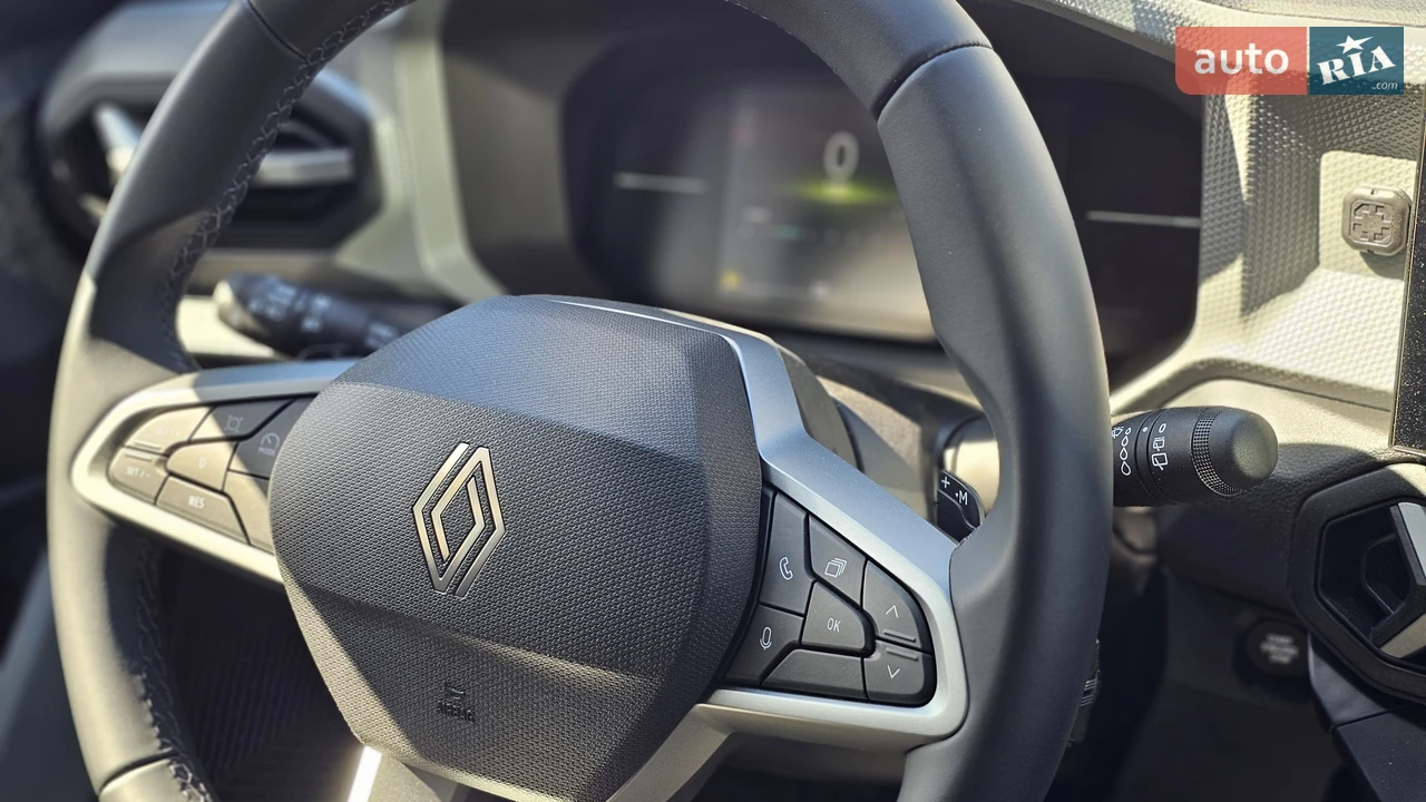 Renault-9