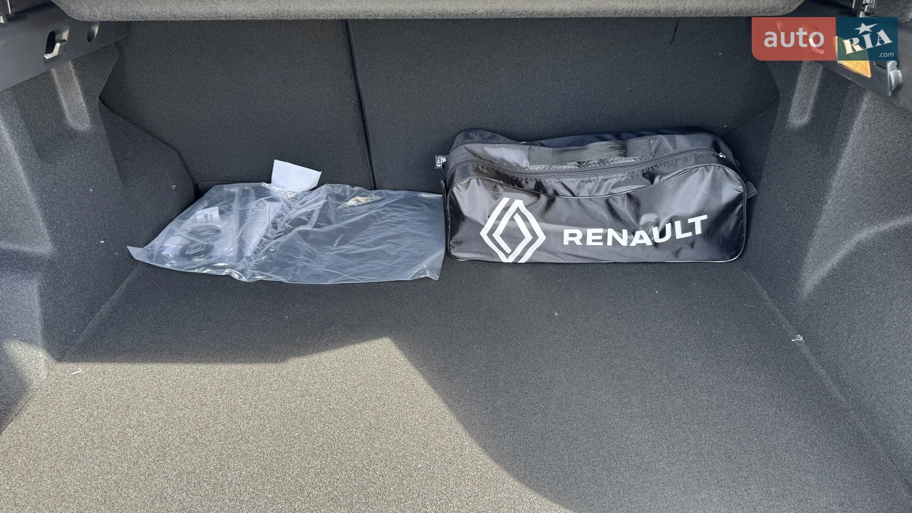Renault-0