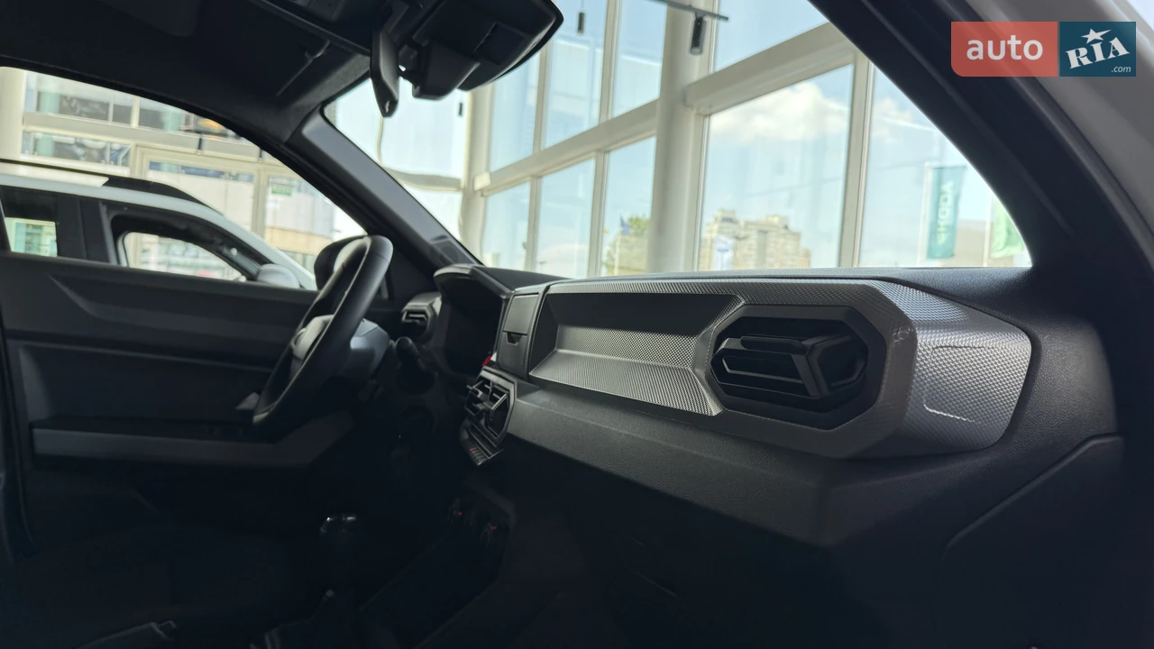Renault-28