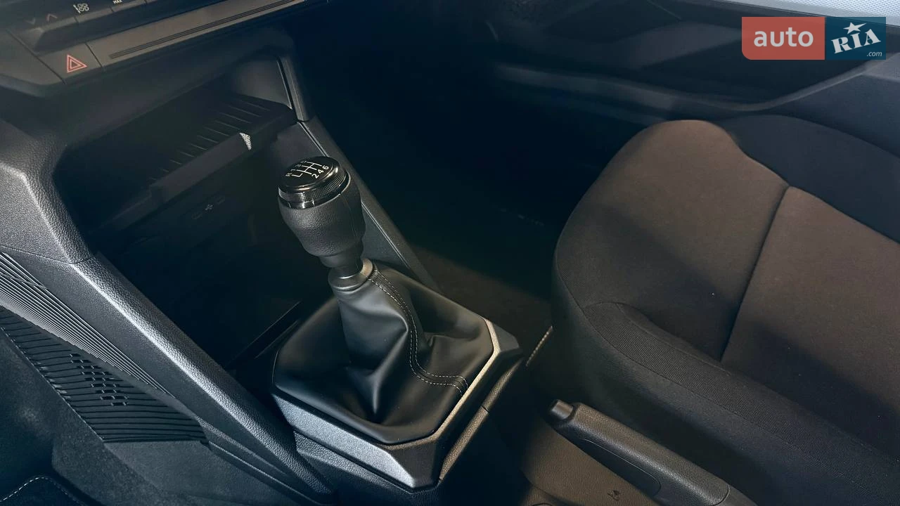 Renault-19