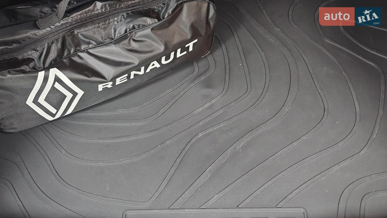Renault-21