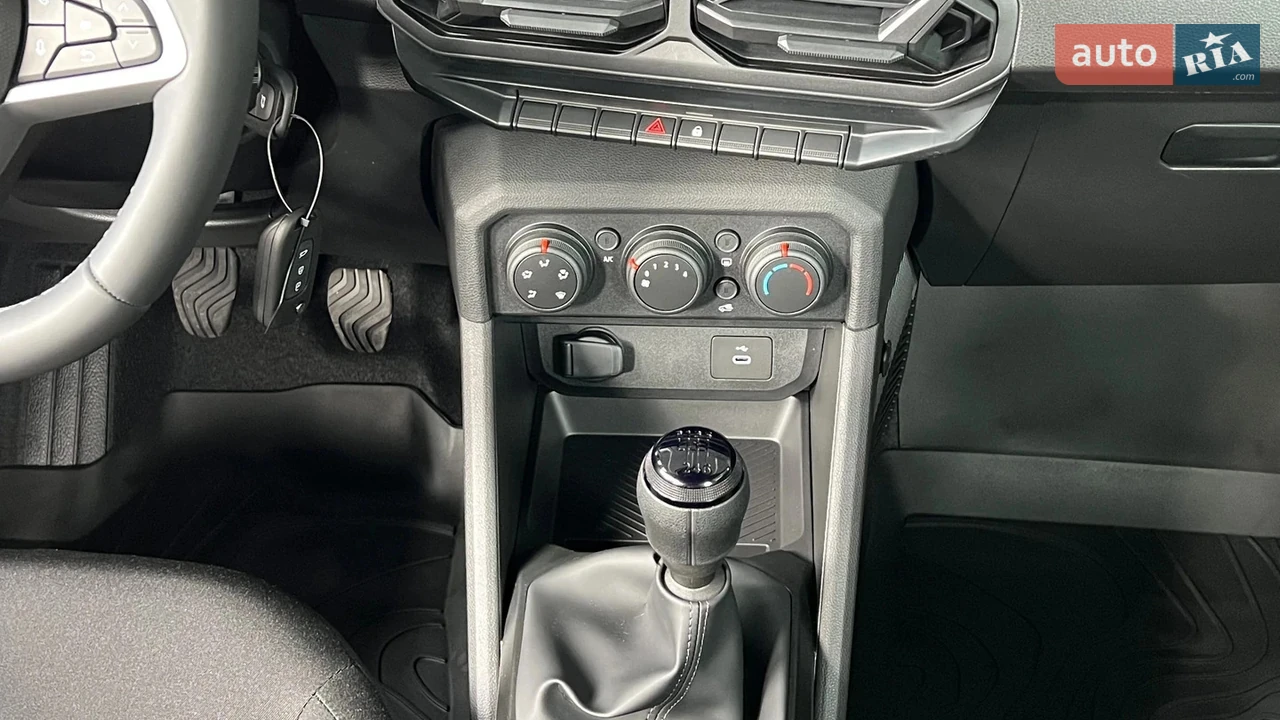 Renault-17