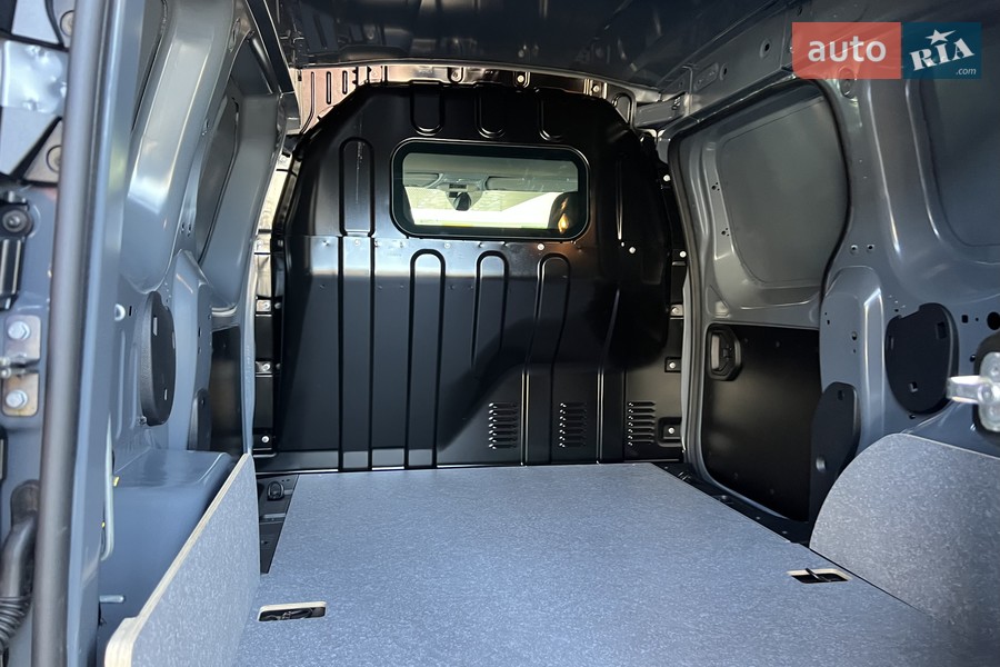 Renault Express Van - фото 14