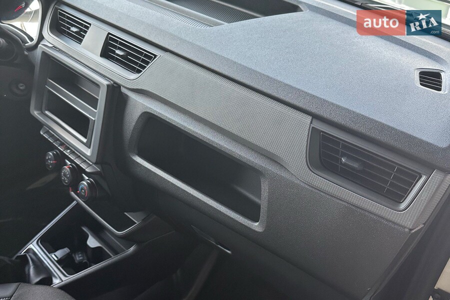 Renault Express Van - фото 20