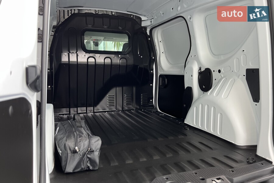 Renault Express Van - фото 11