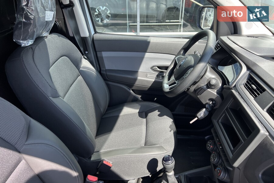 Renault Express Van - фото 18