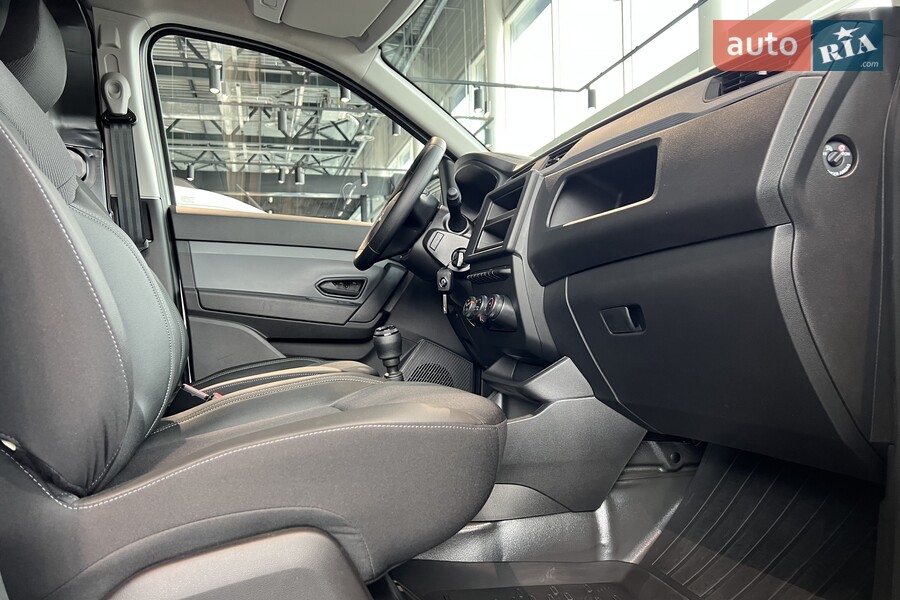 Renault Express Van - фото 20