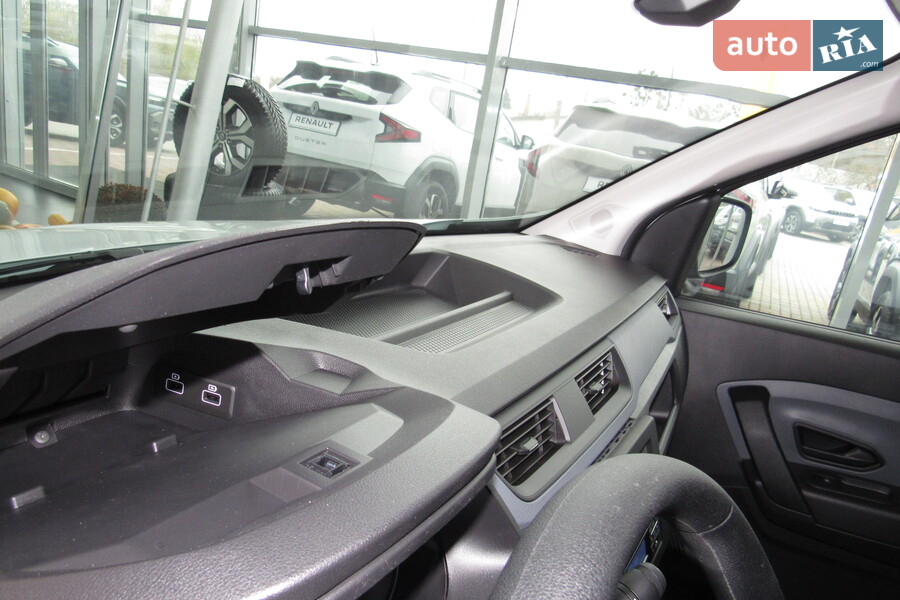 Renault Express Van - фото 12