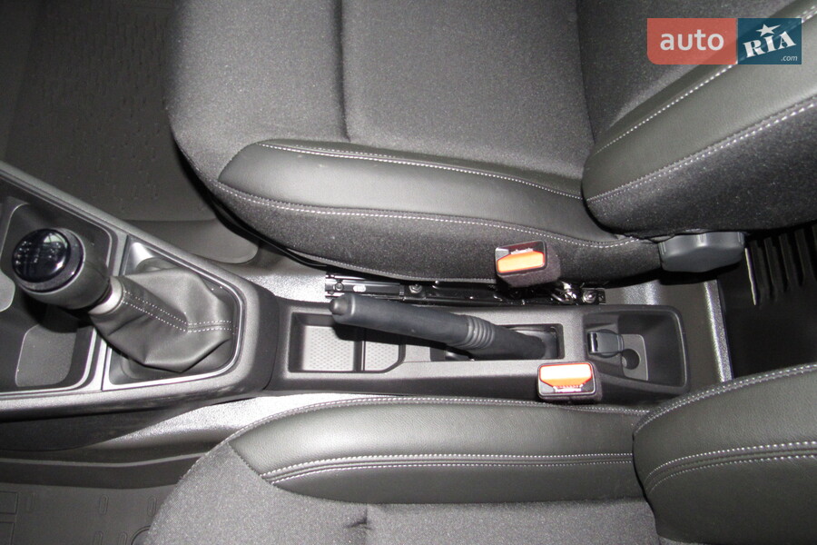 Renault Express Van - фото 18