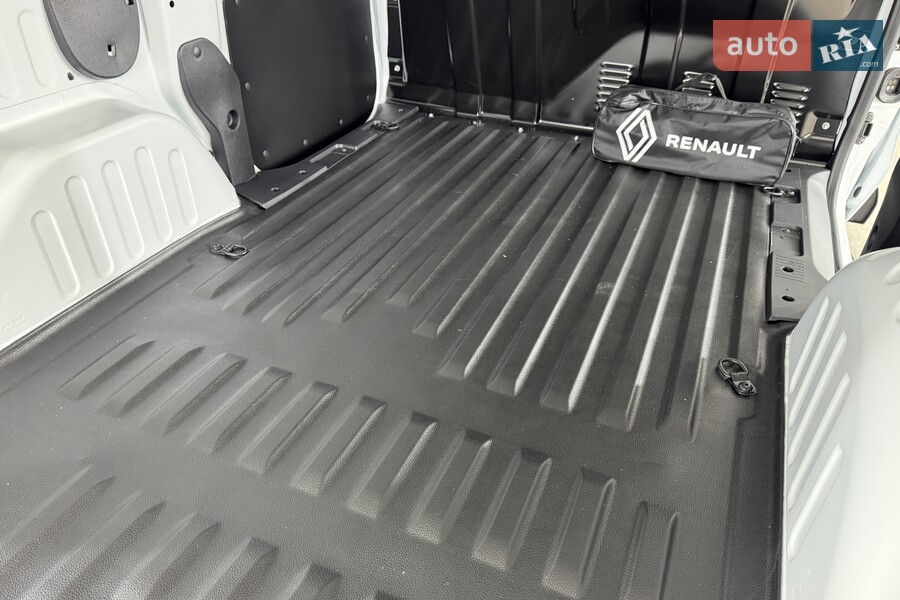 Renault Express Van - фото 17