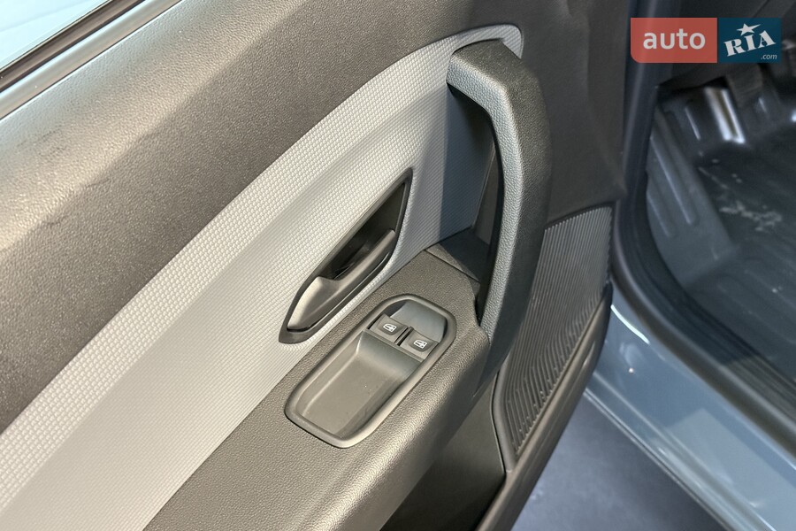 Renault Express Van - фото 14