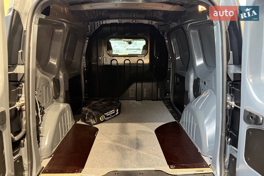 Renault Express Van - фото 24