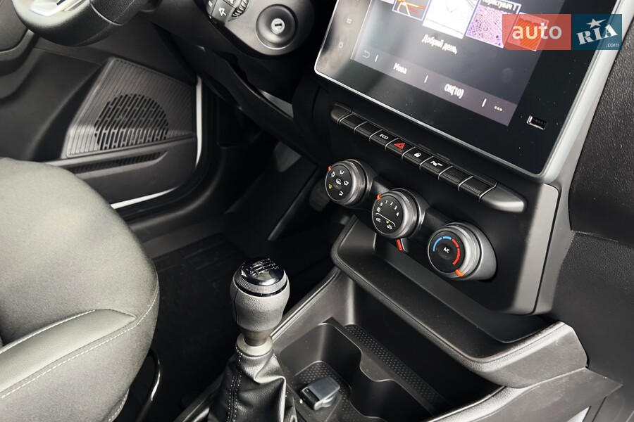 Renault Express Van - фото 18